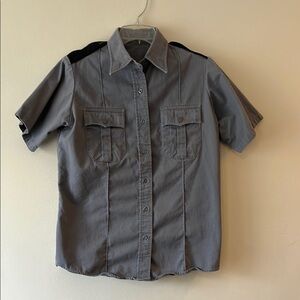 Men's Gray Short Sleeve Military Style Shirt size Medium